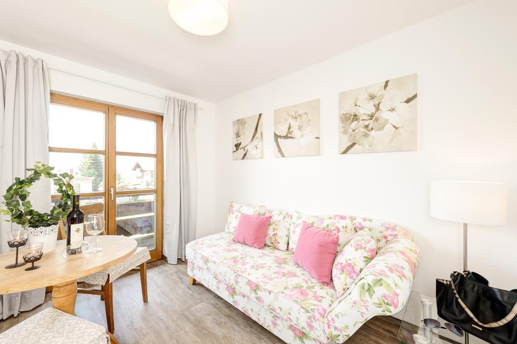 "Ferienwohnung Ess" - Annehmlichkeiten Von 4-Sterne Familien-Und Wellnesshotel Viktoria Koennen Mitbenutzt Werden Oberstdorf Luaran gambar