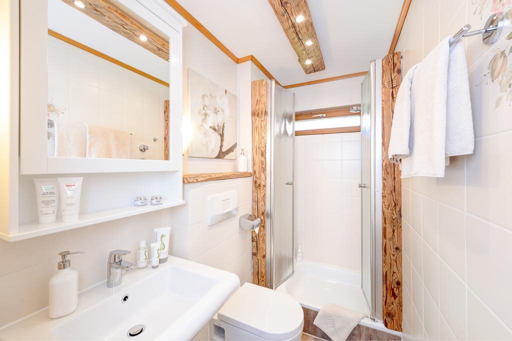 "Ferienwohnung Ess" - Annehmlichkeiten Von 4-Sterne Familien-Und Wellnesshotel Viktoria Koennen Mitbenutzt Werden Oberstdorf Luaran gambar